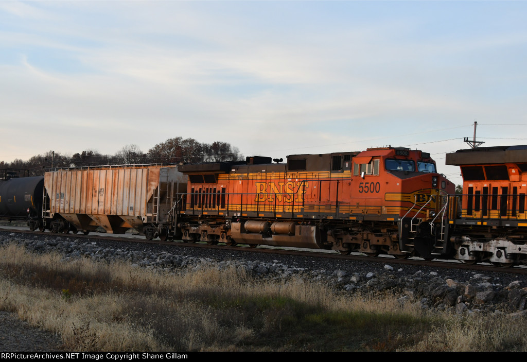 BNSF 5500 Roster shot